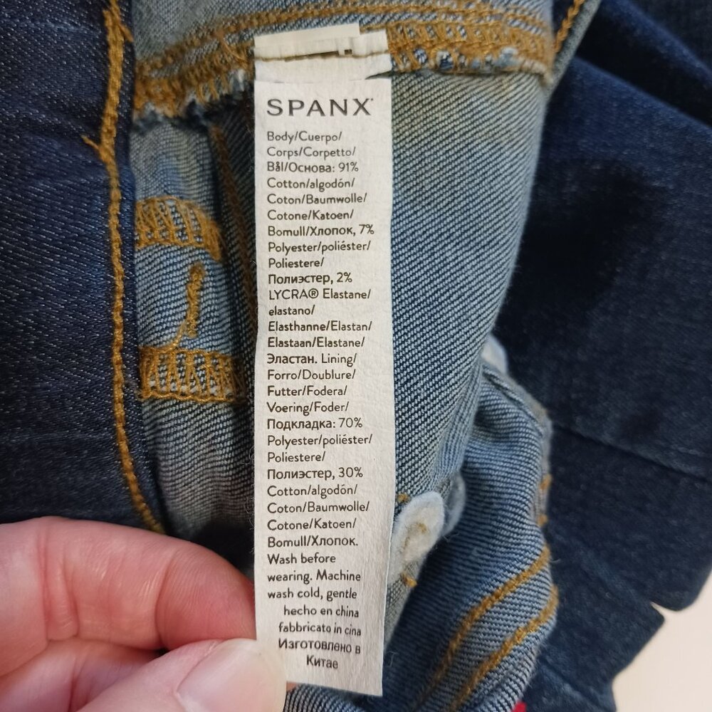 Spanx Flare Jeans Large Dark Wash Denim Stretch Slimming High Rise Shaping 70s - Picture 6 of 12